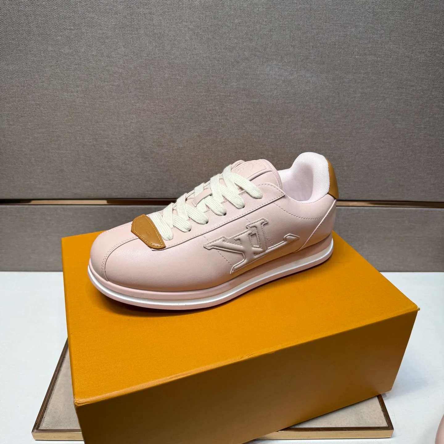 Men's men's shoes 💰pp560 [LV～] Men's casual shoes 2025z cabinet sales simultaneously 🔶Size: 38-44 #️⃣ 🔷5 colors🔜The upper is made of multi-material splicing➕Mesh lining, comfortable and breathable, sole: original comfortable and wear-resistant outsole, ⚠️real thing📱photographed🎬real thing is better📢📢📢